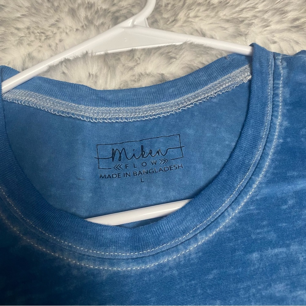 Flowy Muscle Tank - Picture 2 of 2